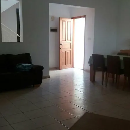 Bougenville Vilă *